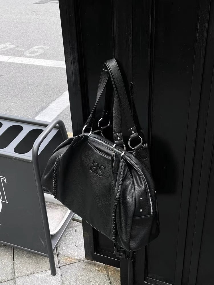 URBAN POUCH BAG